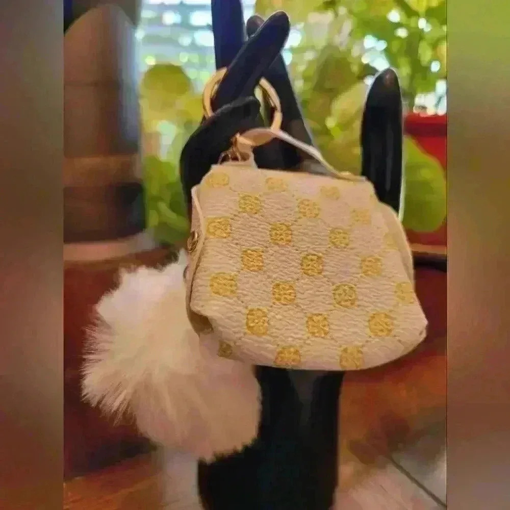 Bag Charm of bag and poof - Picture 2 of 3